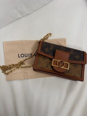 Louis Vuitton Dauphine Chain Wallet